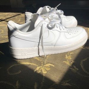 Nike Air Force 1